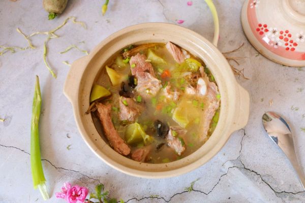 益气排骨萝卜汤