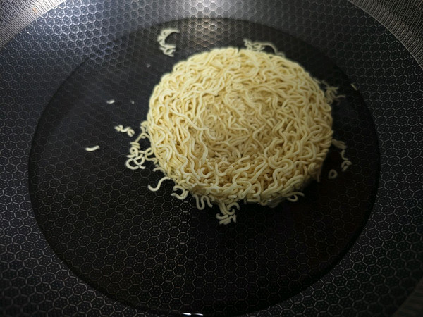 翡翠虾仁火鸡面