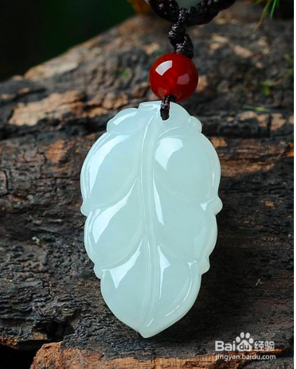 怎么区别几千跟几万的玉吊坠