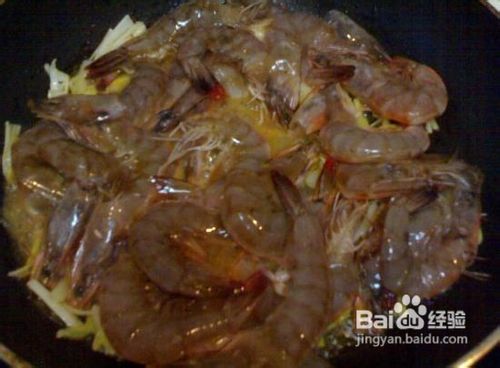 皮脆肉嫩的油闷大虾怎么做
