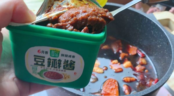酱香卤肉饭这样做
