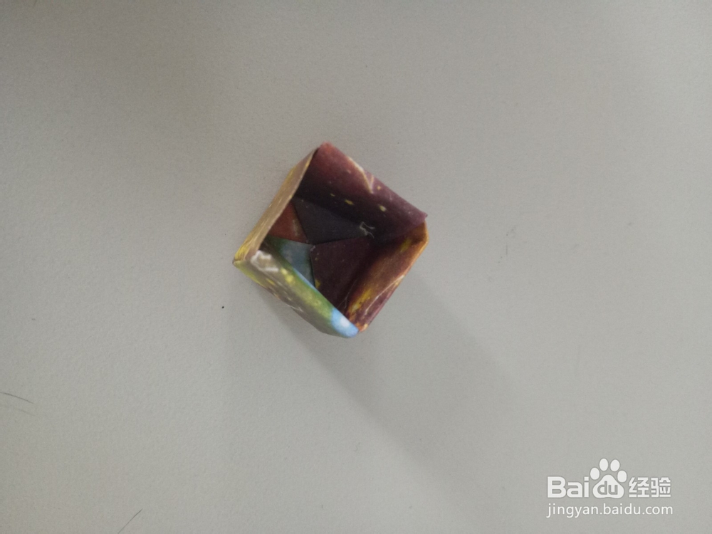 怎样用卡纸折骰子