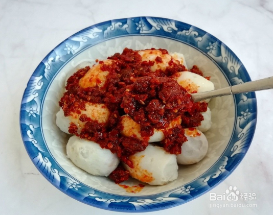 牛肉酱蒸芋头的家常做法