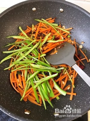 教大家鱼香肉丝的做法