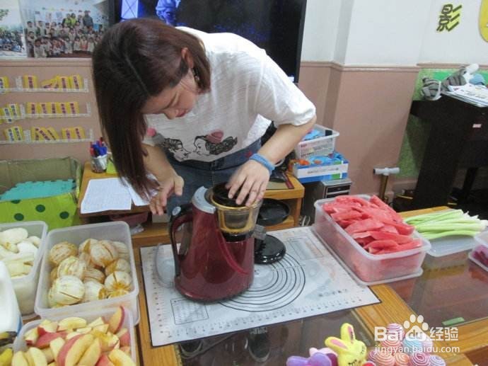 喂食宝宝喝果汁注意哪些问题？