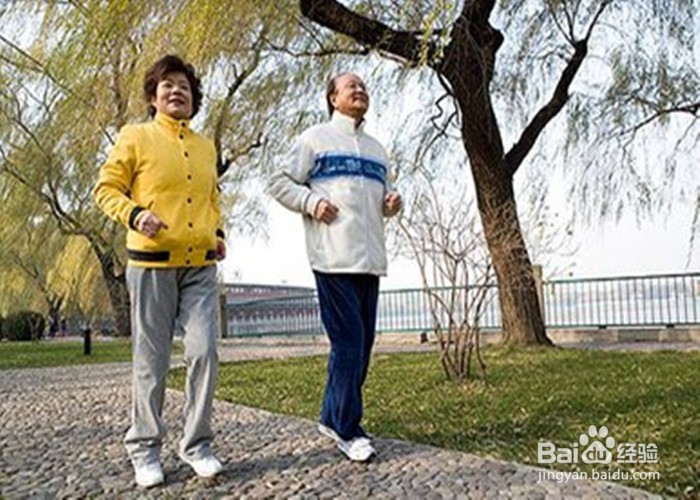 老年人冬季怎样预防感冒