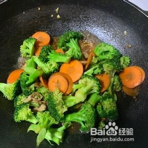 养生食补炒西兰花的做法