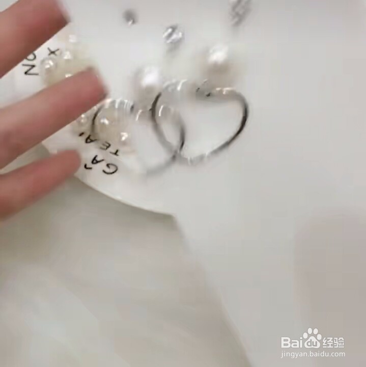 制作爱心的耳环的教程