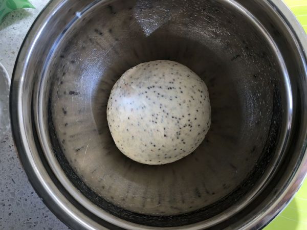 奇亚籽蜜豆燕麦软欧