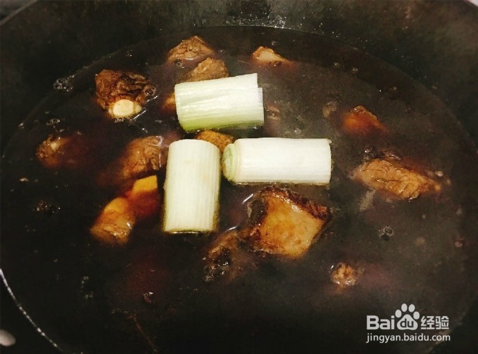 红烧排骨萝卜藕的做法