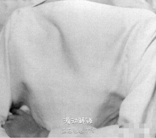 请问华为手机电话通讯录的字小怎么变大呢