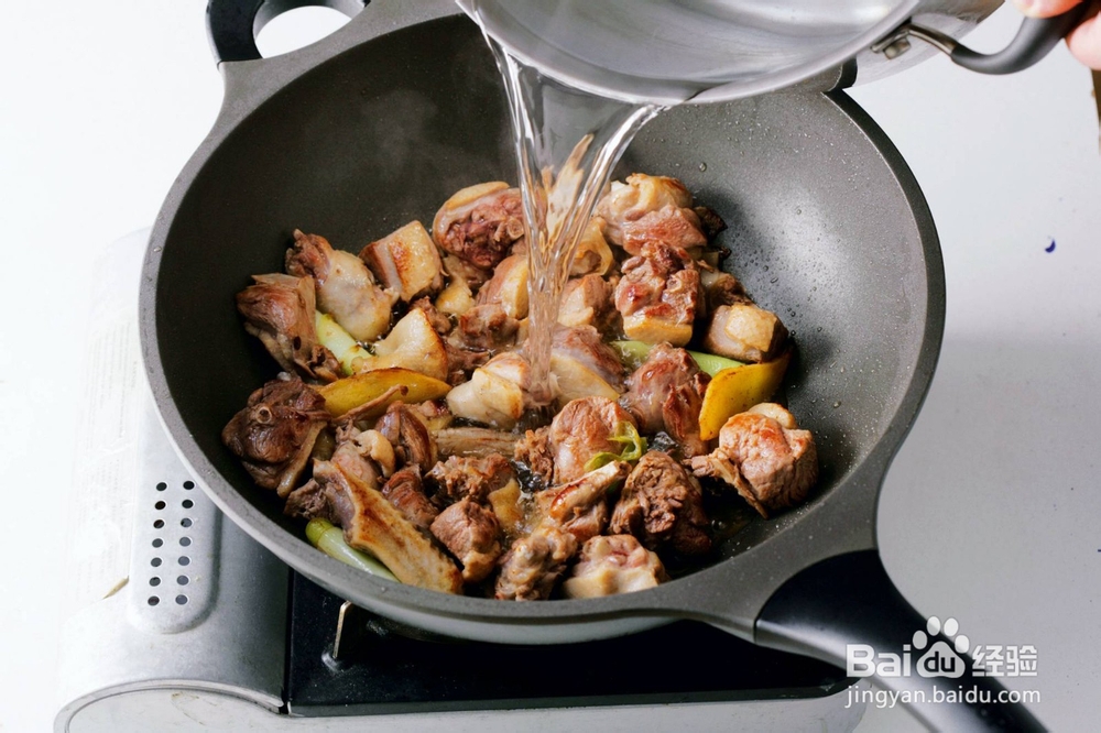 酸萝卜老鸭汤怎么做？