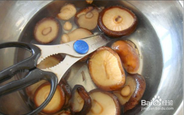 家常菜：炒香菇