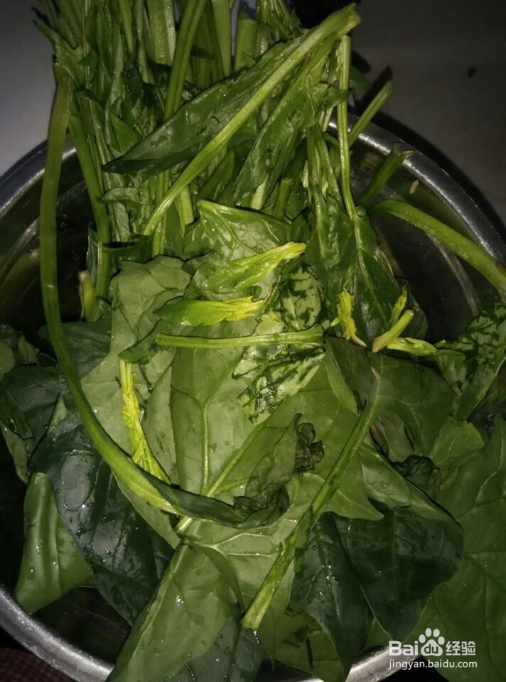 如何凉拌菠菜豆芽更好吃