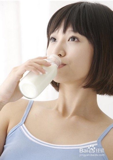 如何消除吃大蒜后口中的气味