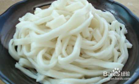 家常芝麻酱拌面的做法