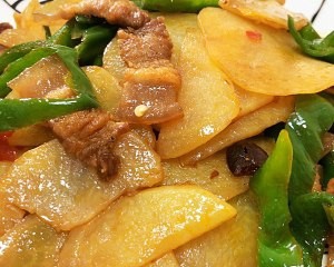 怎么做五花肉炒土豆片