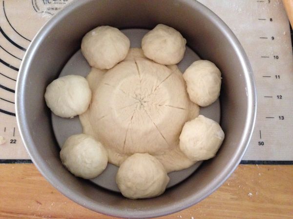 蜜红豆果仁面包