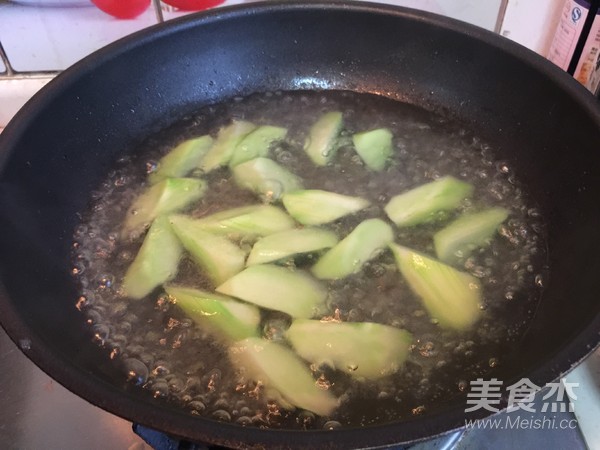 白灼芥蓝金针菇