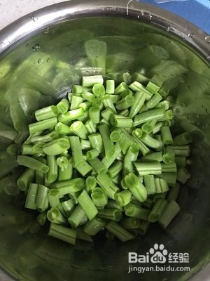 健康养生佳品四季豆炒肉的做法