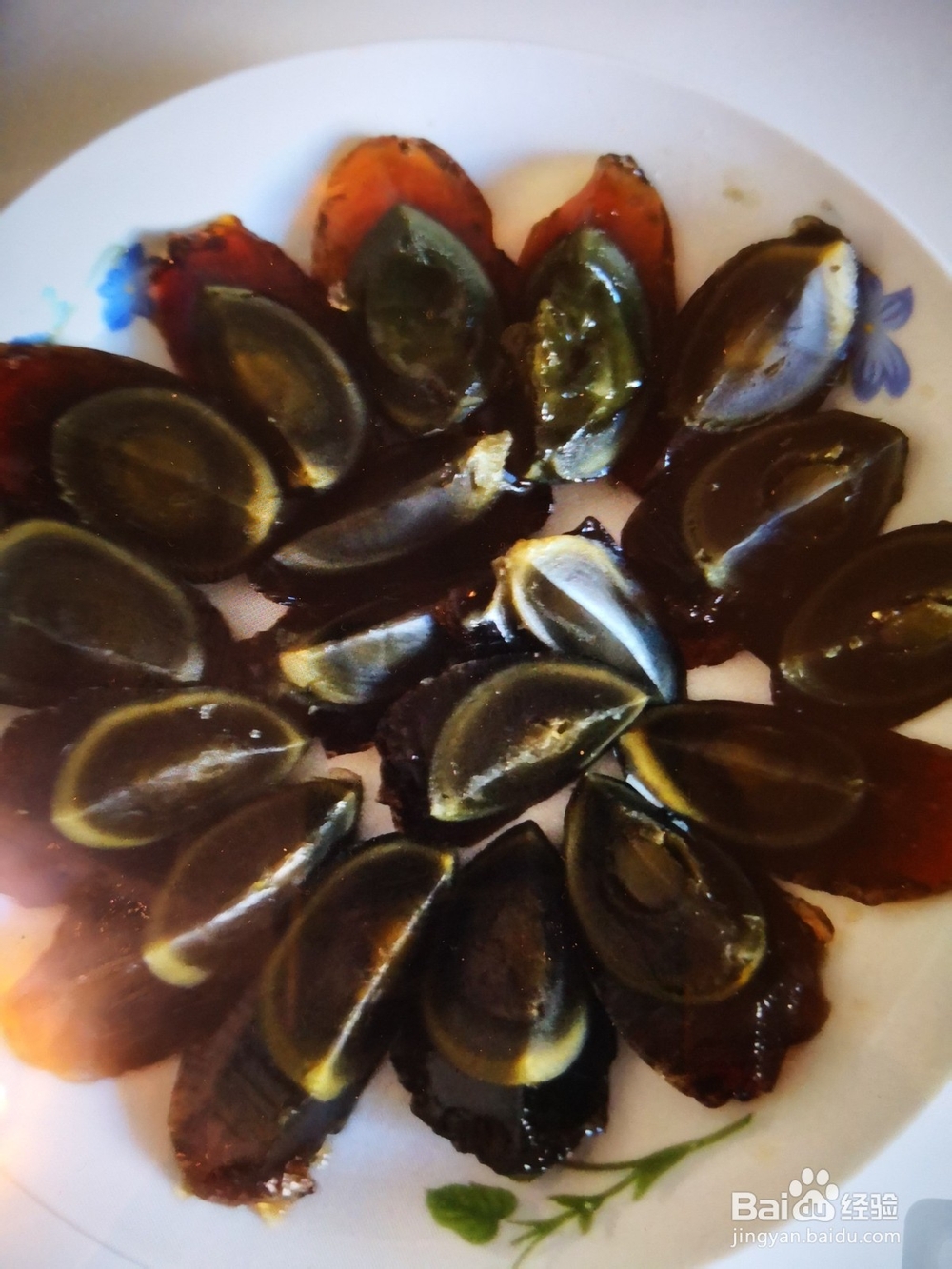 浇汁松花蛋的做法