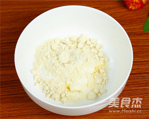 金顶酥粒蓝莓马芬