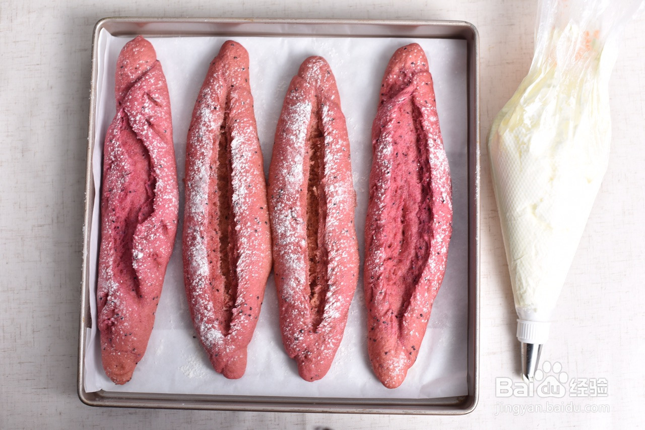 火龙果软欧的做法