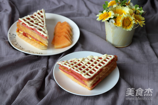 番茄鸡蛋三明治