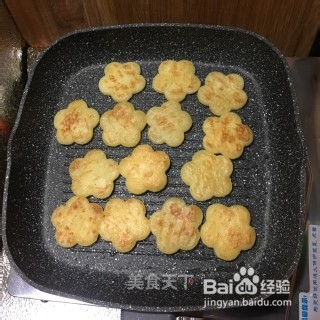 土豆小饼，家常土豆小饼的做法