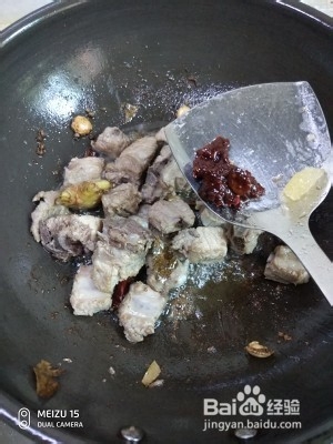 食补养生竹笋烧排骨的做法