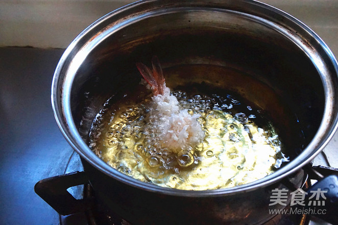 柠檬炸虾排的做法