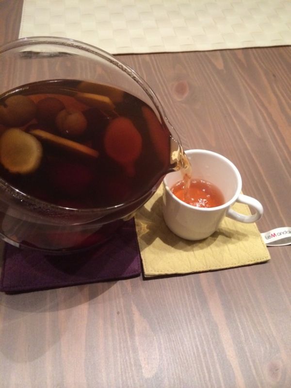 红枣桂圆姜汤茶