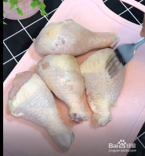 如何用电饭煲焗鸡腿