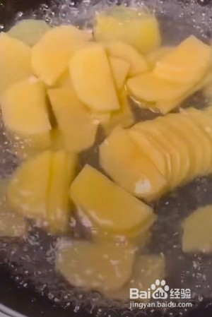 食补养生家常素菜-火腿炒土豆片