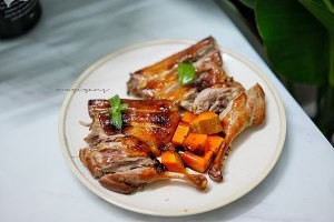蜜汁烤鸭腿做法