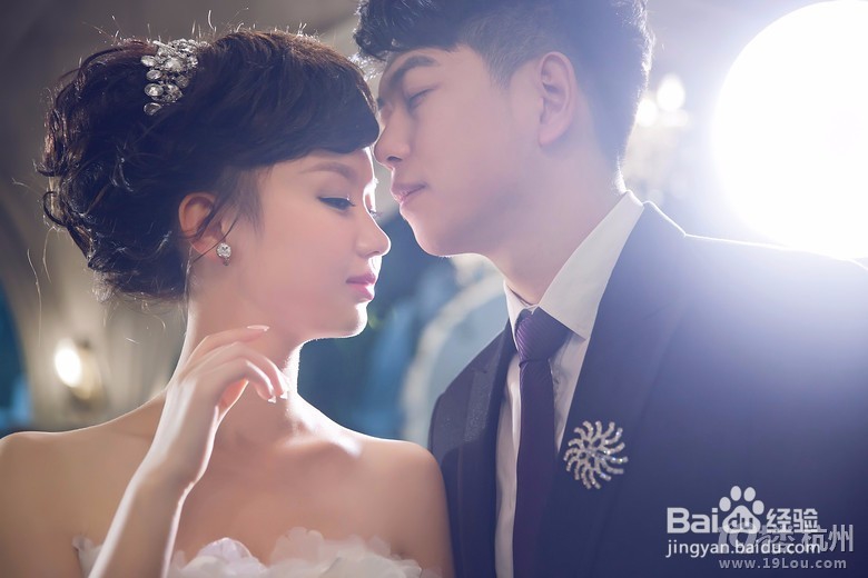 以爱情的名义做着一些事情