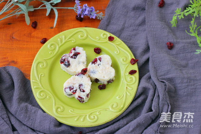 蔓越莓山药糕