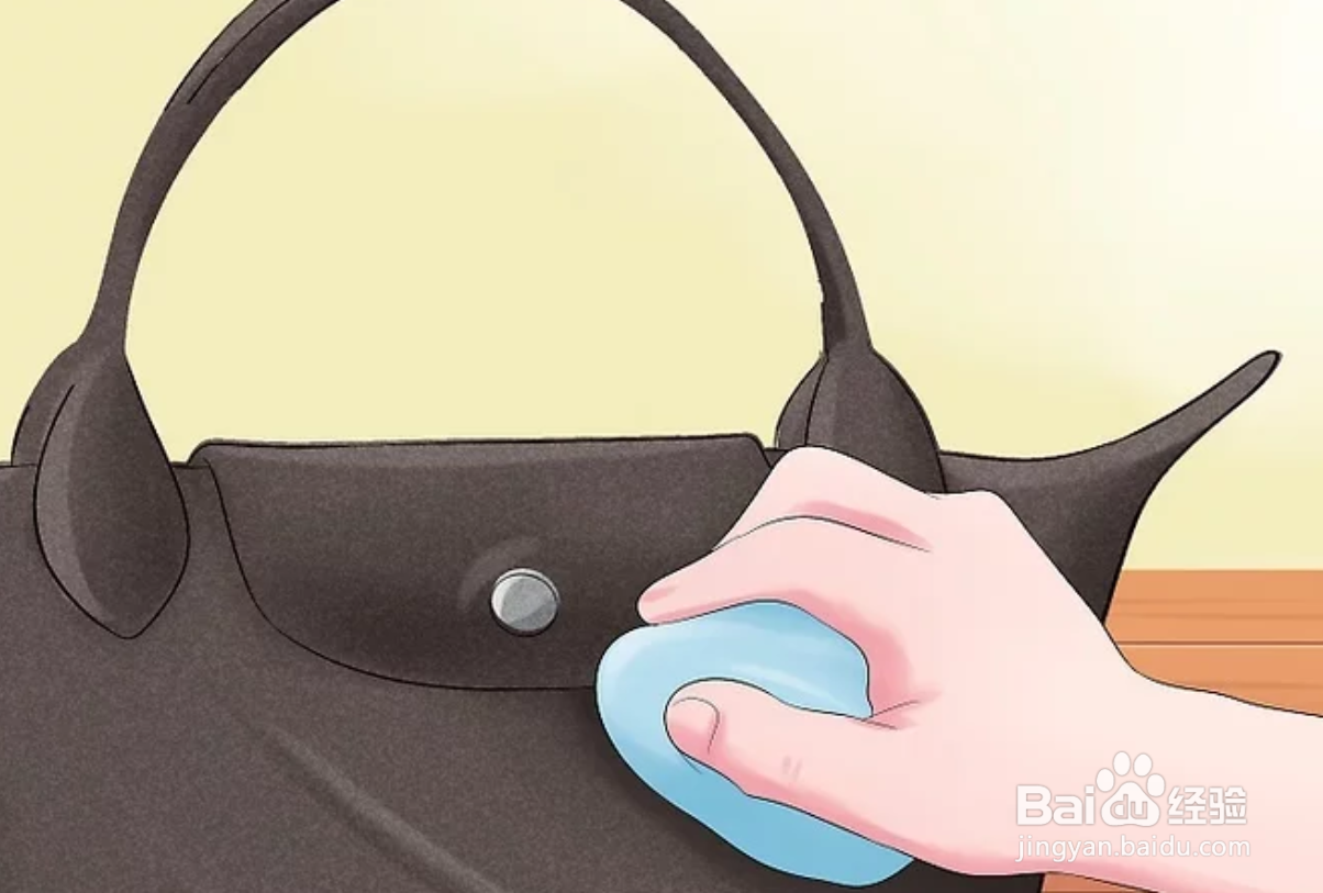 如何清洗Longchamp包包