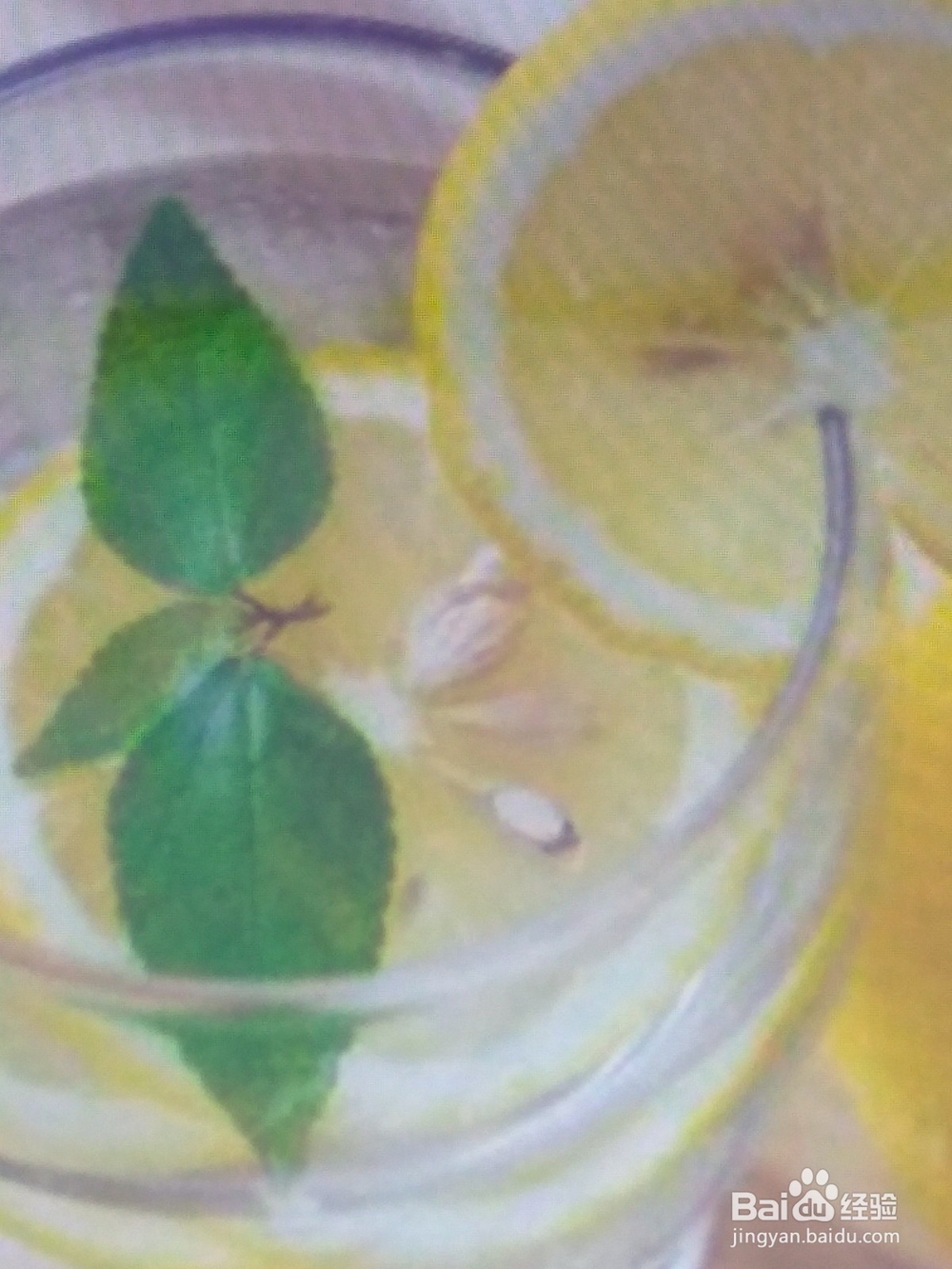 夏季用柠檬泡水喝需要注意的事项