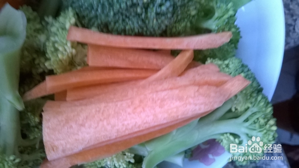 小炒：芹菜香干素什锦