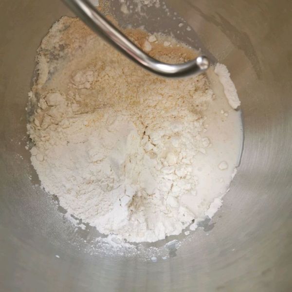 椰蓉牛奶小餐包