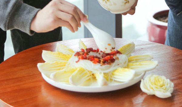 腊肠粉丝蒸娃娃菜