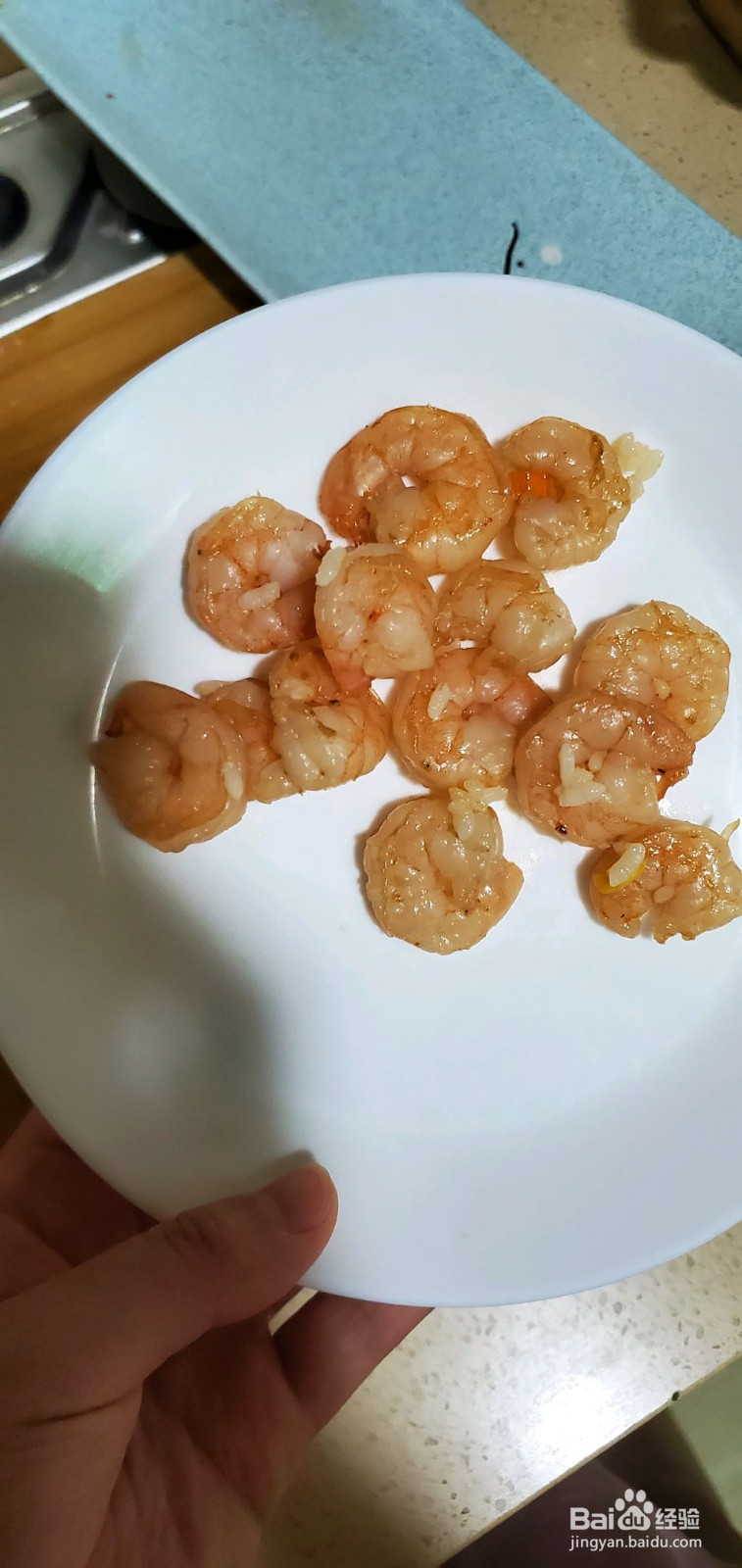 虾仁芝士焗饭的做法