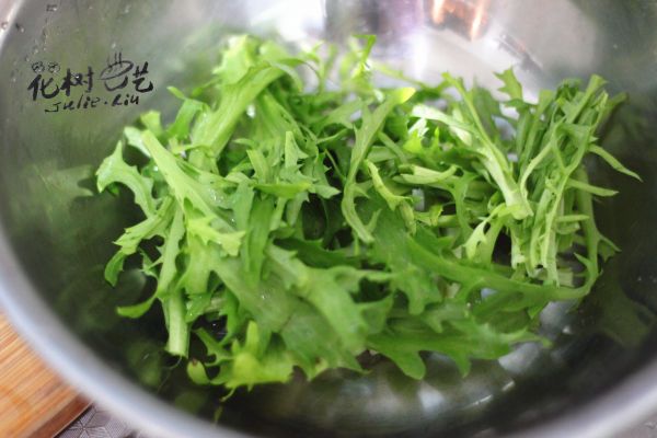 西兰花鹌鹑蛋沙拉