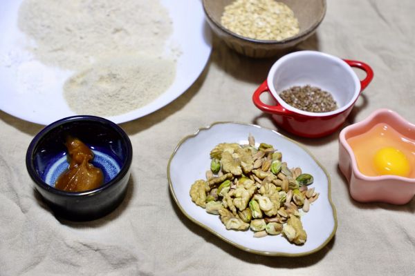 燕麦坚果能量棒