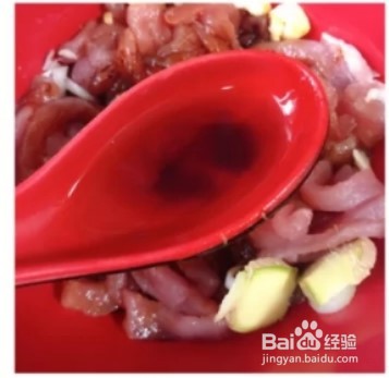 青椒肉丝盖浇饭的做法