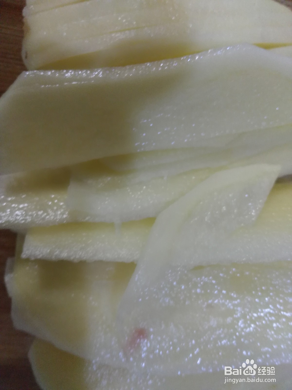 健康食谱：香菇鸡翅汤