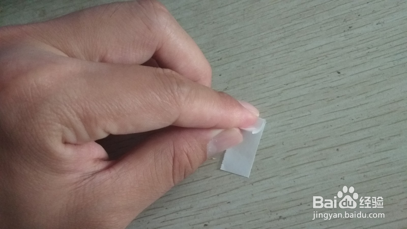 如何用一块长方形纸条做简易的钢笔的支架