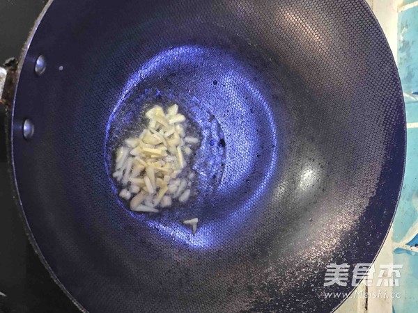 昂刺鱼豆腐汤