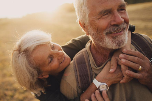 面对困难不放弃的名言